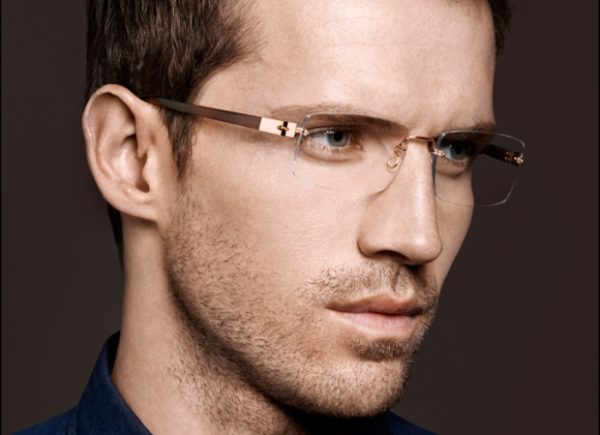 Naples’ Best-Kept Secret: Bespoke Prescription Lenses for Luxury Frames